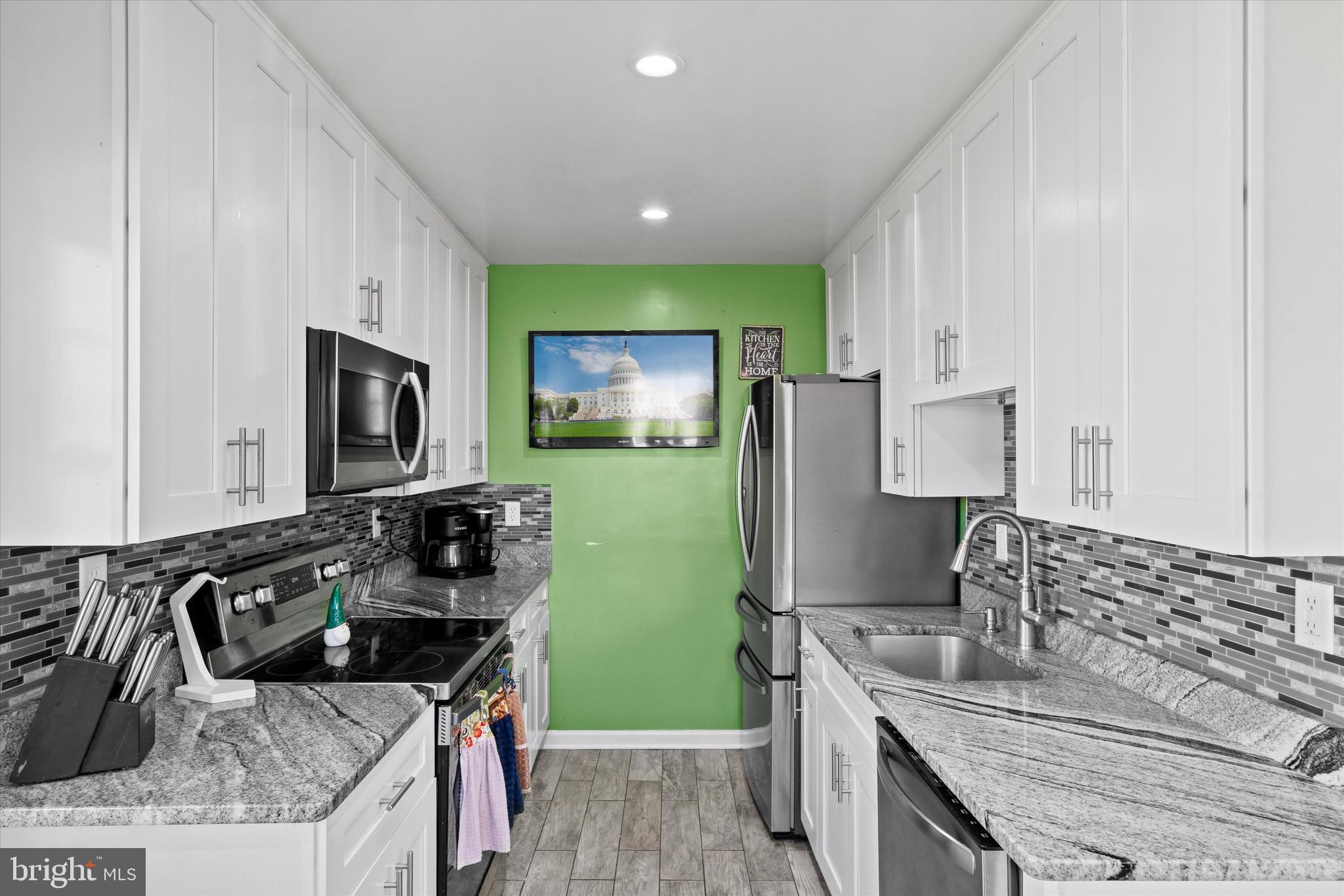 809 Shawnee Drive Frederick, MD 21701 - Photo 7 of 29