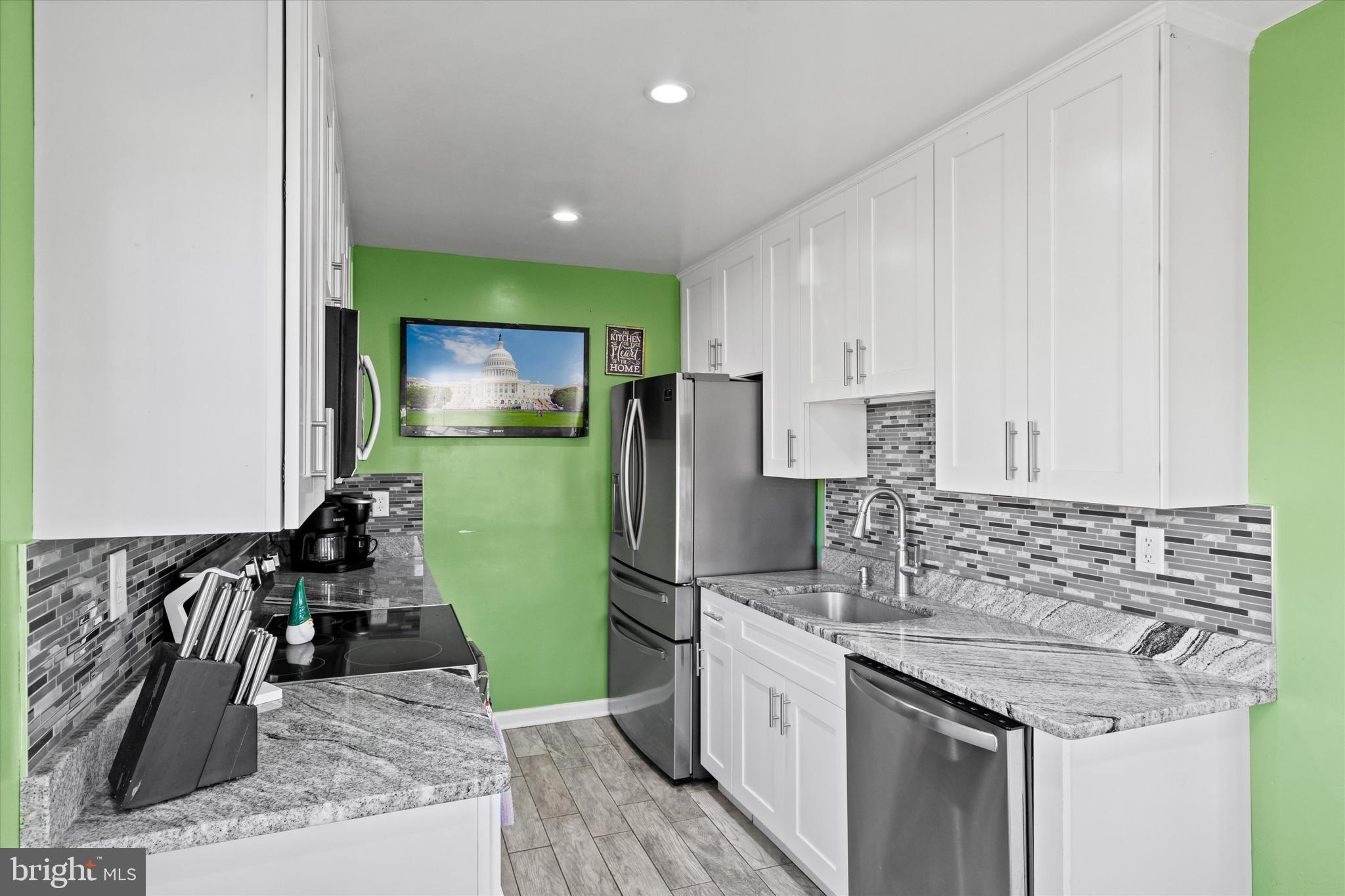 809 Shawnee Drive Frederick, MD 21701 - Photo 9 of 29