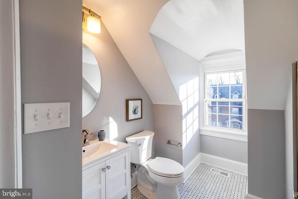 202 St Martins Road Baltimore, MD 21218 - Photo 64 of 87 Bathroom