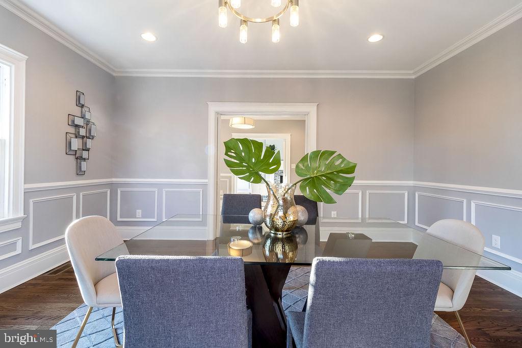 202 St Martins Road Baltimore, MD 21218 - Photo 9 of 87 Dining Room