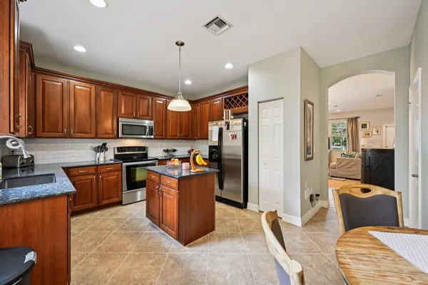 $650,000 | 110 East Pigeon Plum Drive, Jupiter, FL 33458