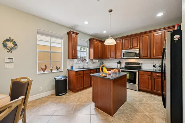 $650,000 | 110 East Pigeon Plum Drive, Jupiter, FL 33458
