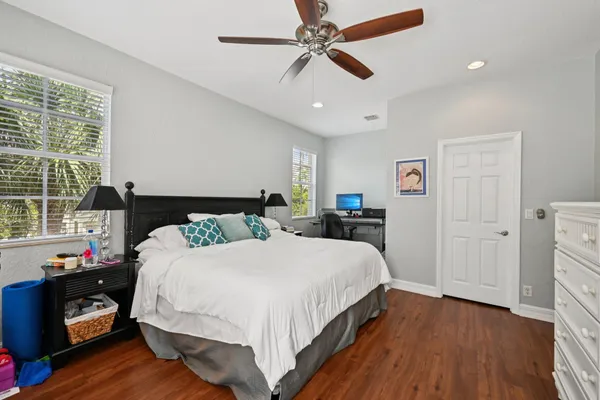 $650,000 | 110 East Pigeon Plum Drive, Jupiter, FL 33458