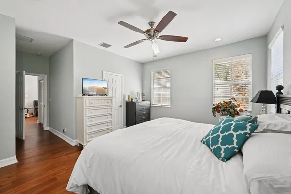 $650,000 | 110 East Pigeon Plum Drive, Jupiter, FL 33458