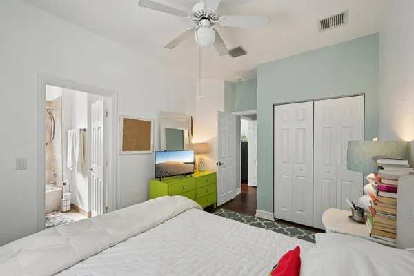 $650,000 | 110 East Pigeon Plum Drive, Jupiter, FL 33458