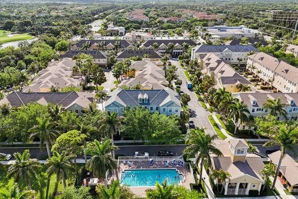$650,000 | 110 East Pigeon Plum Drive, Jupiter, FL 33458