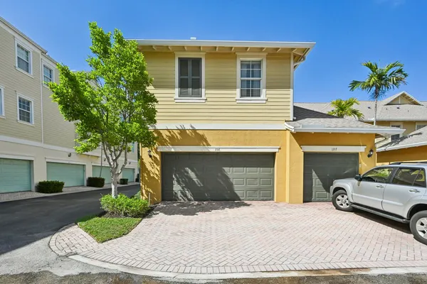 $650,000 | 110 East Pigeon Plum Drive, Jupiter, FL 33458