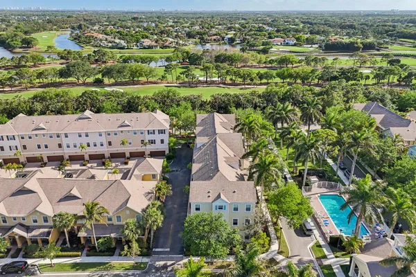 $650,000 | 110 East Pigeon Plum Drive, Jupiter, FL 33458