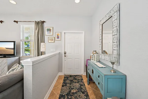 $650,000 | 110 East Pigeon Plum Drive, Jupiter, FL 33458