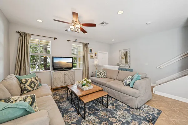 $650,000 | 110 East Pigeon Plum Drive, Jupiter, FL 33458