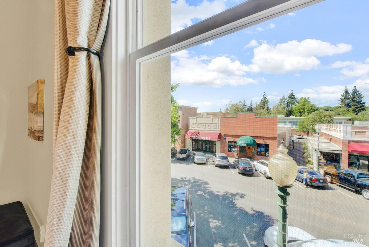 528 Main Street Vacaville, CA 95688 - Photo 15 of 32