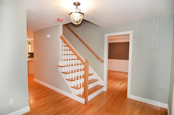 4 Oak Hill Road Littleton, MA 01460 - Photo 3 of 11