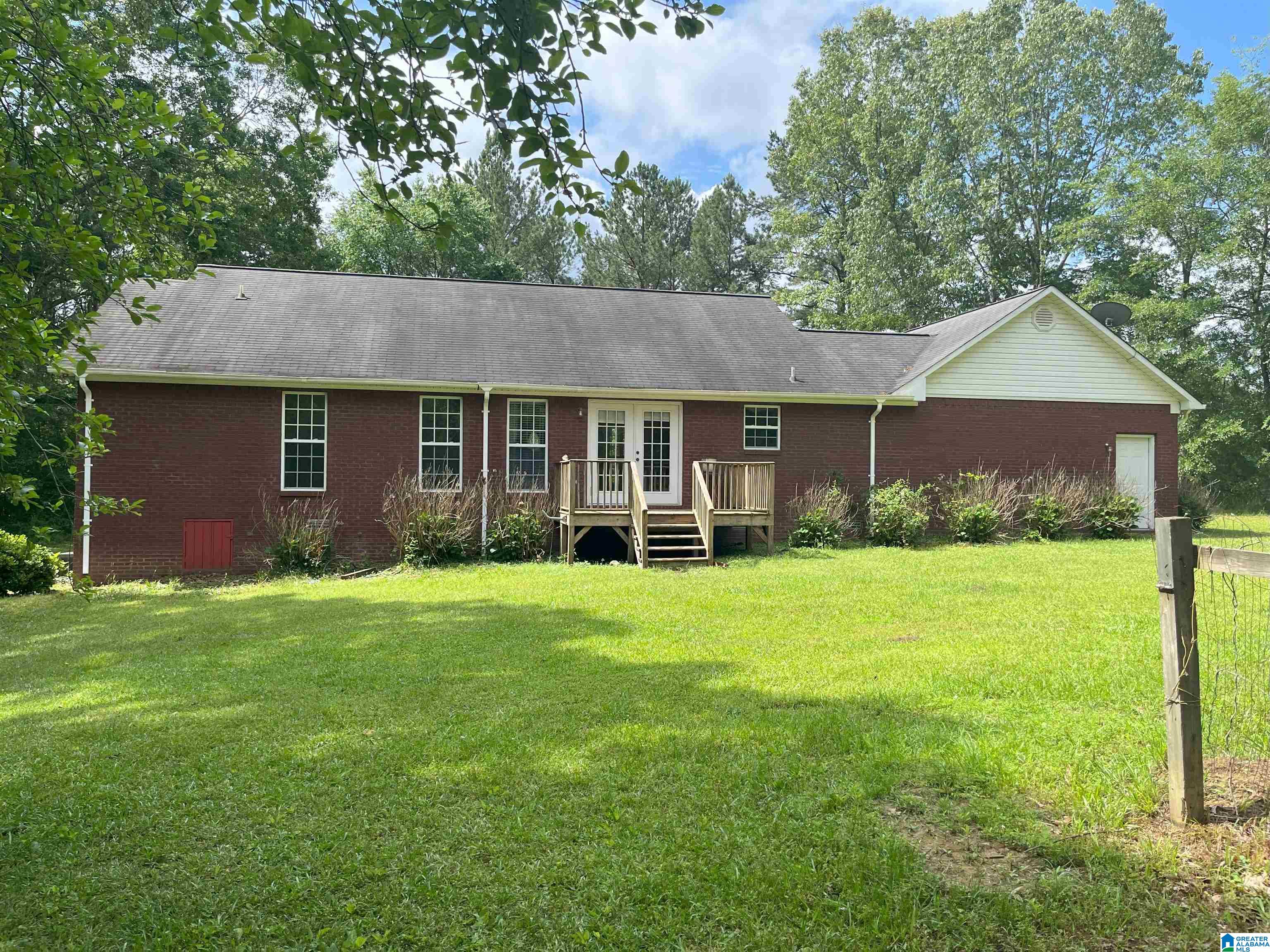 252 Timber Trail Ashville, AL 35953 - Photo 2 of 18