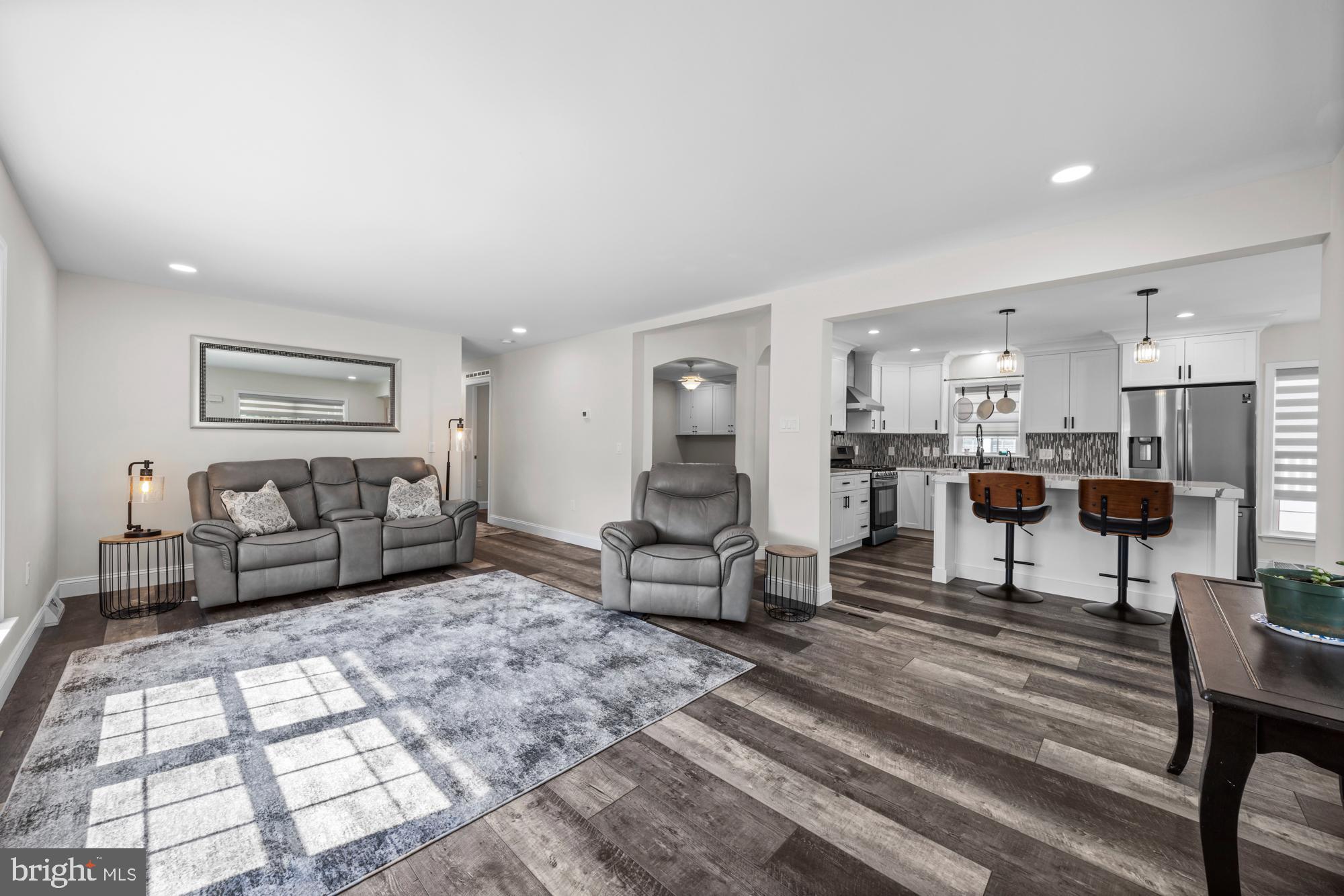 161 Dorian Drive Williamstown, NJ 08094 - Photo 2 of 30