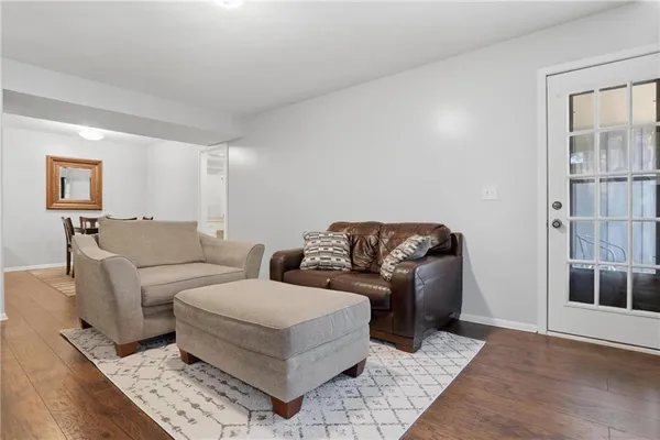 $155,000 | 12665 West 110th Terrace, Overland Park, KS 66210