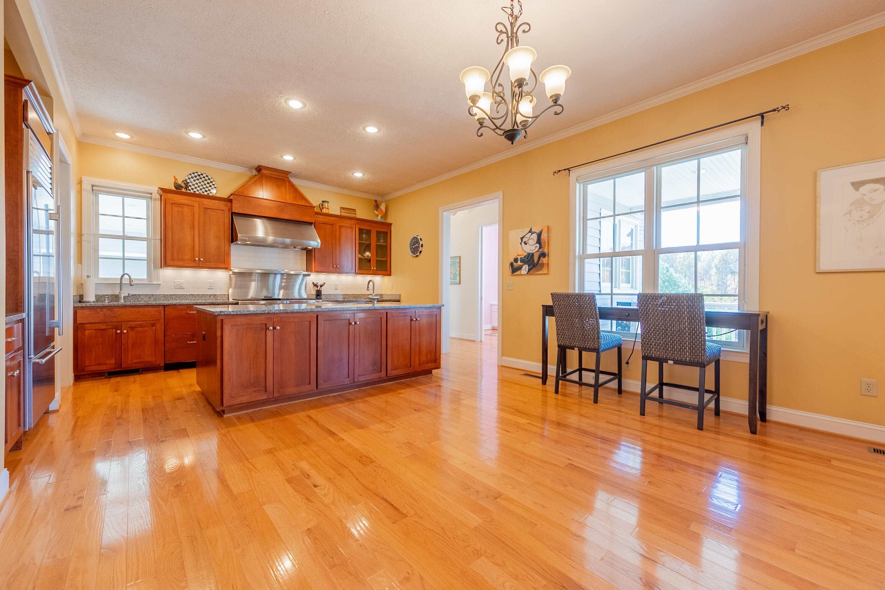 254 Dusty Mile Road Northwest Willis, VA 24380 - Photo 21 of 122 interiors-15