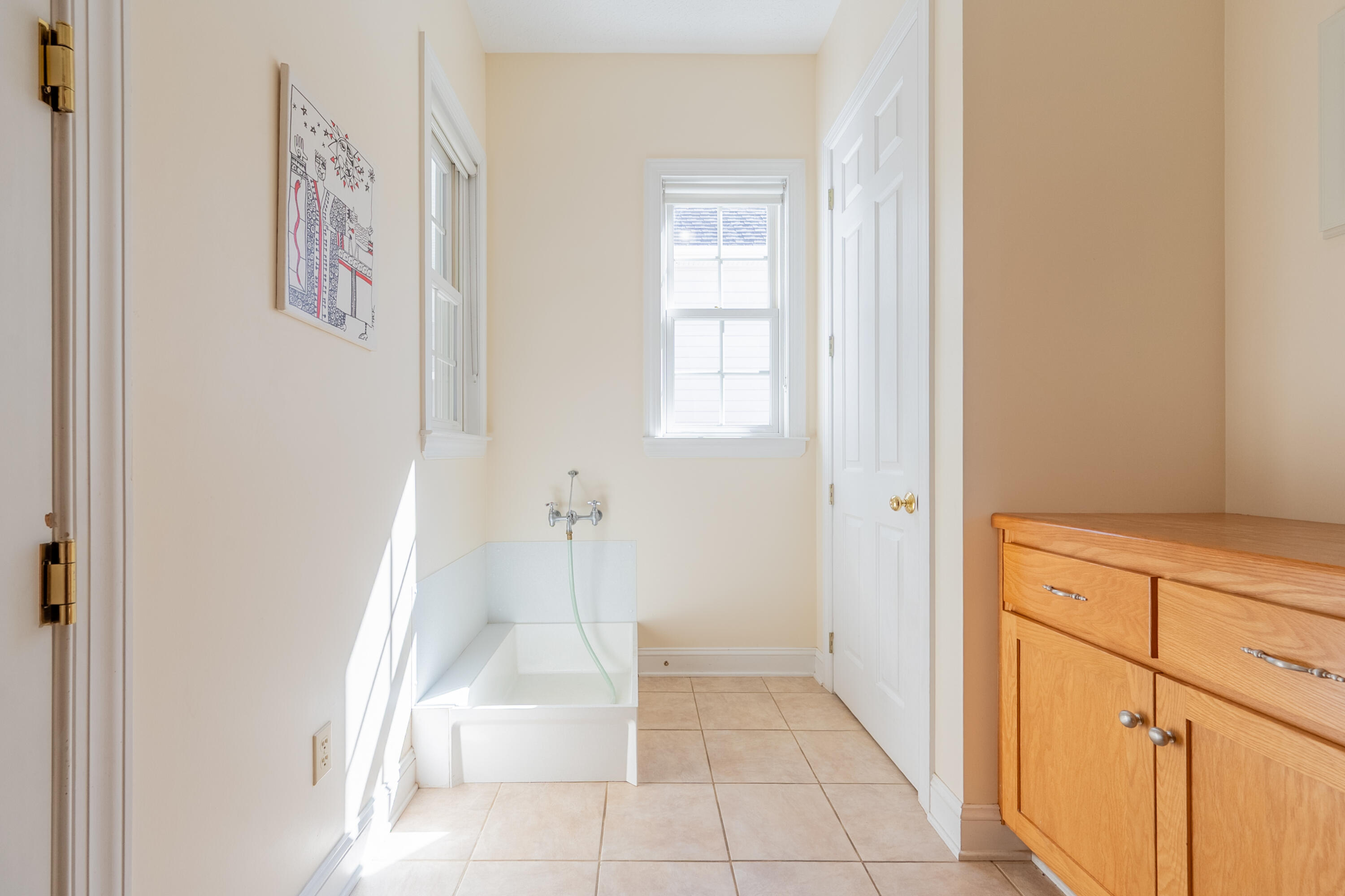 254 Dusty Mile Road Northwest Willis, VA 24380 - Photo 37 of 122 interiors-36