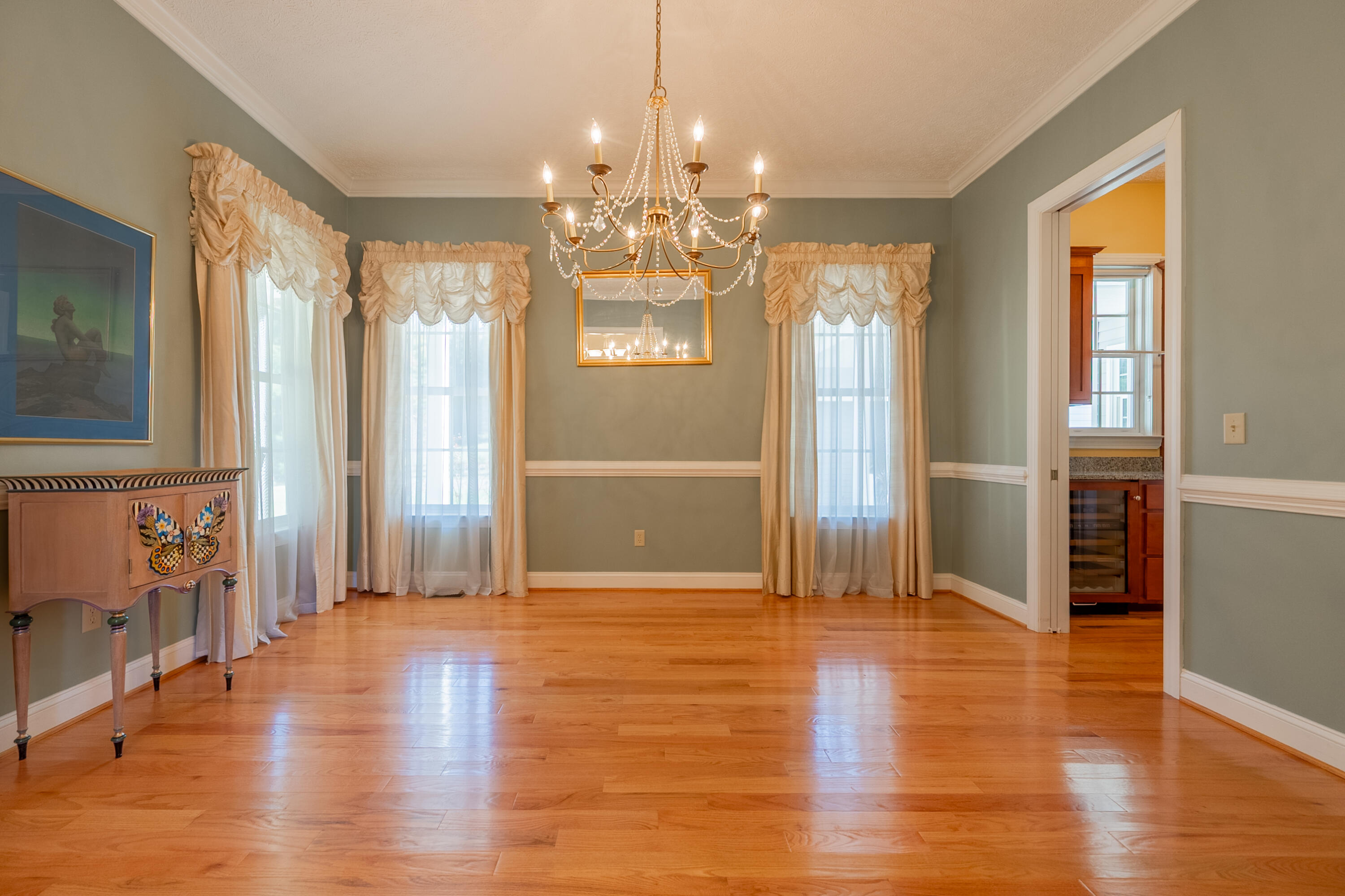 254 Dusty Mile Road Northwest Willis, VA 24380 - Photo 41 of 122 interiors-30