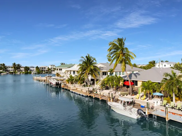 $1,948,000 | 461-471 3rd Street, Key Colony Beach, FL 33051