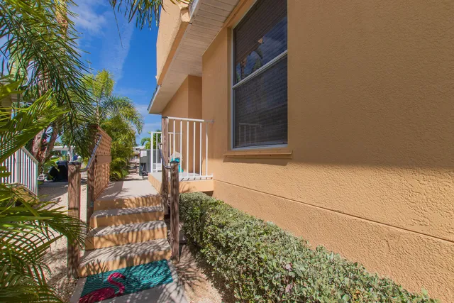 $1,948,000 | 461-471 3rd Street, Key Colony Beach, FL 33051