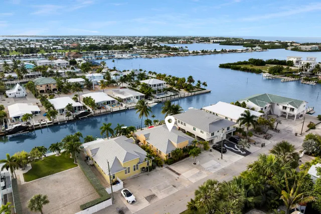 $1,948,000 | 461-471 3rd Street, Key Colony Beach, FL 33051