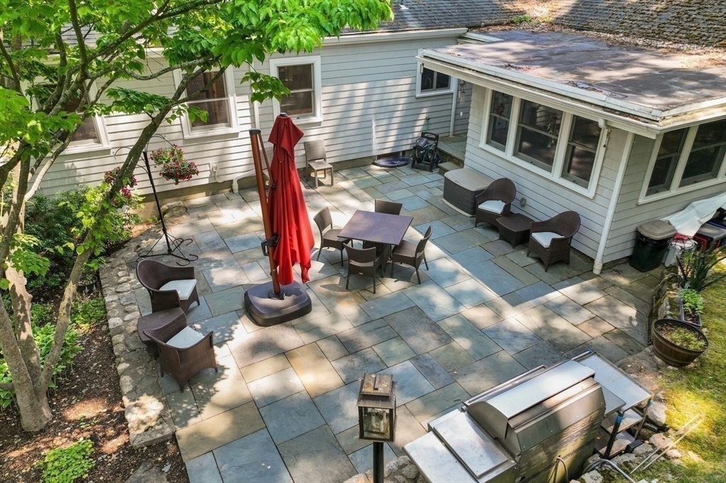 19 Druid Hill Road Newton, MA 02461 - Photo 29 of 35