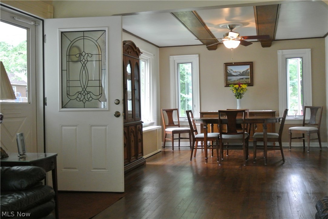 2945 Hillside Road Independence, OH 44131 - Photo 6 of 35 Front door opens to beautiful hardwood floors that run the length of the Dining and Living Rooms.