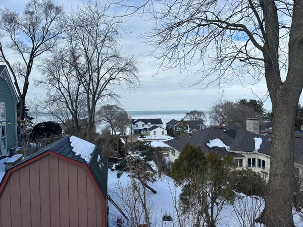 $6,000 | 16 Cedar Trail, Ogden Dunes, IN 46368