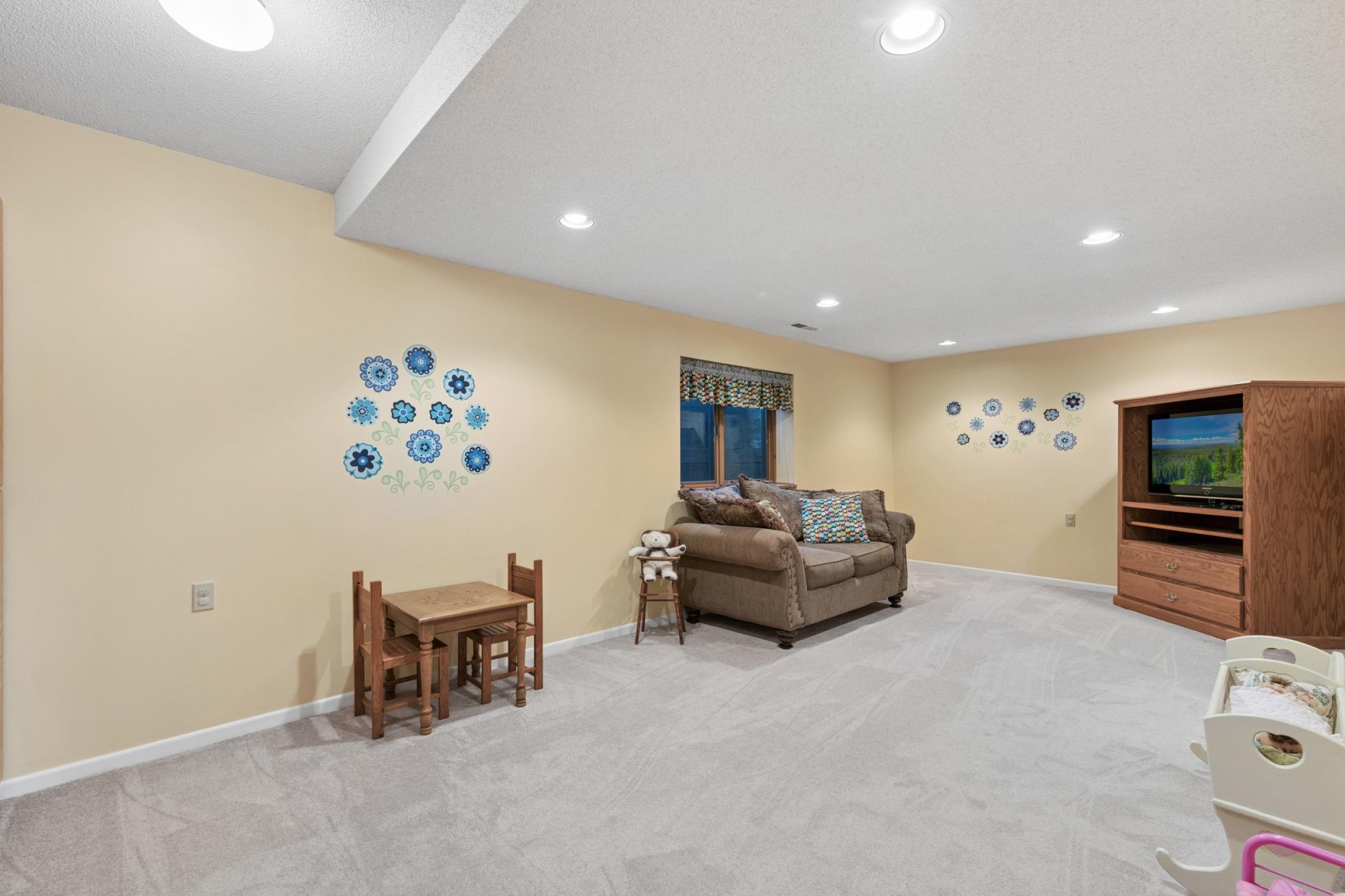 1197 Jackson Street Shakopee, MN 55379 - Photo 22 of 38