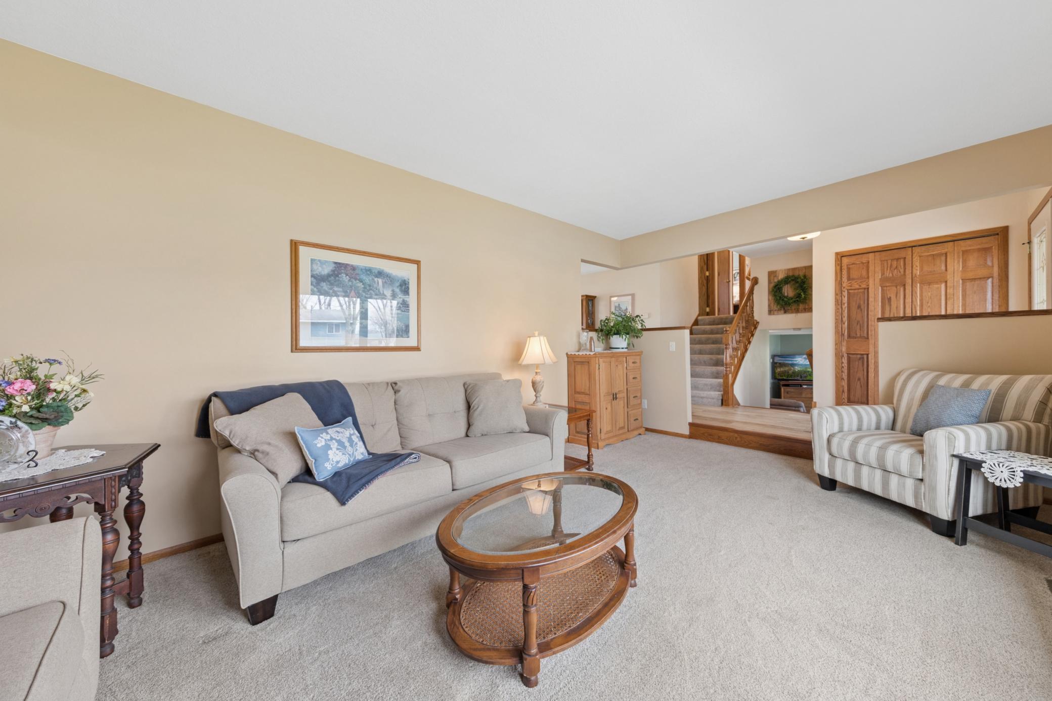 1197 Jackson Street Shakopee, MN 55379 - Photo 5 of 38