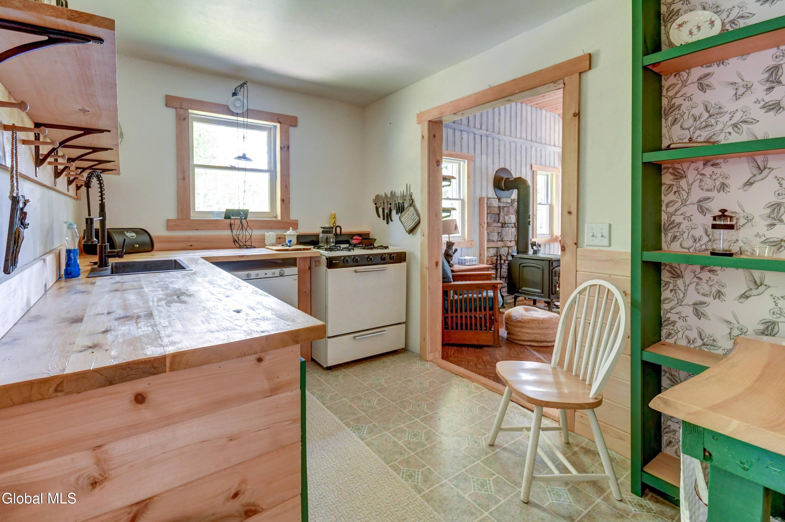 511 Dennie Road Mayfield, NY 12117 - Photo 22 of 42 511 Dennie Rd-21