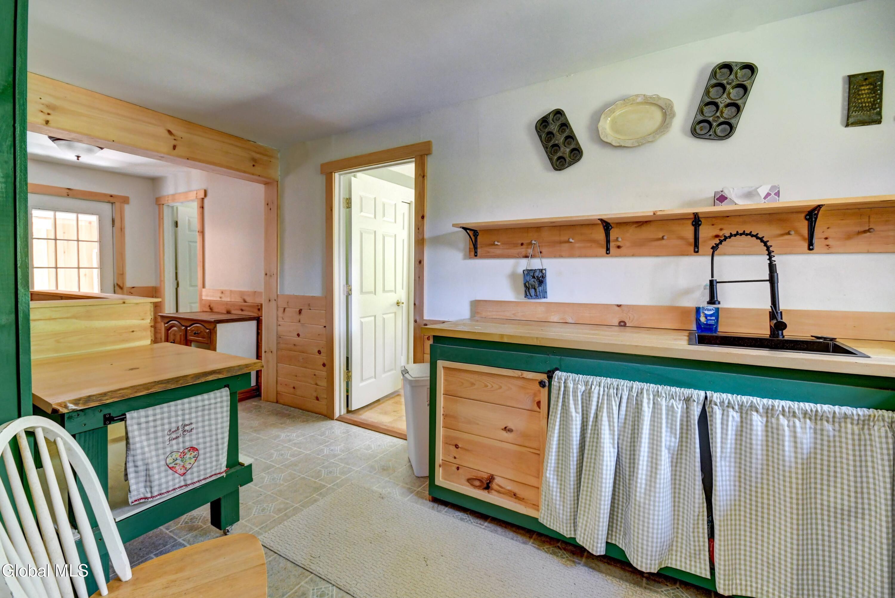 511 Dennie Road Mayfield, NY 12117 - Photo 27 of 42 511 Dennie Rd-26