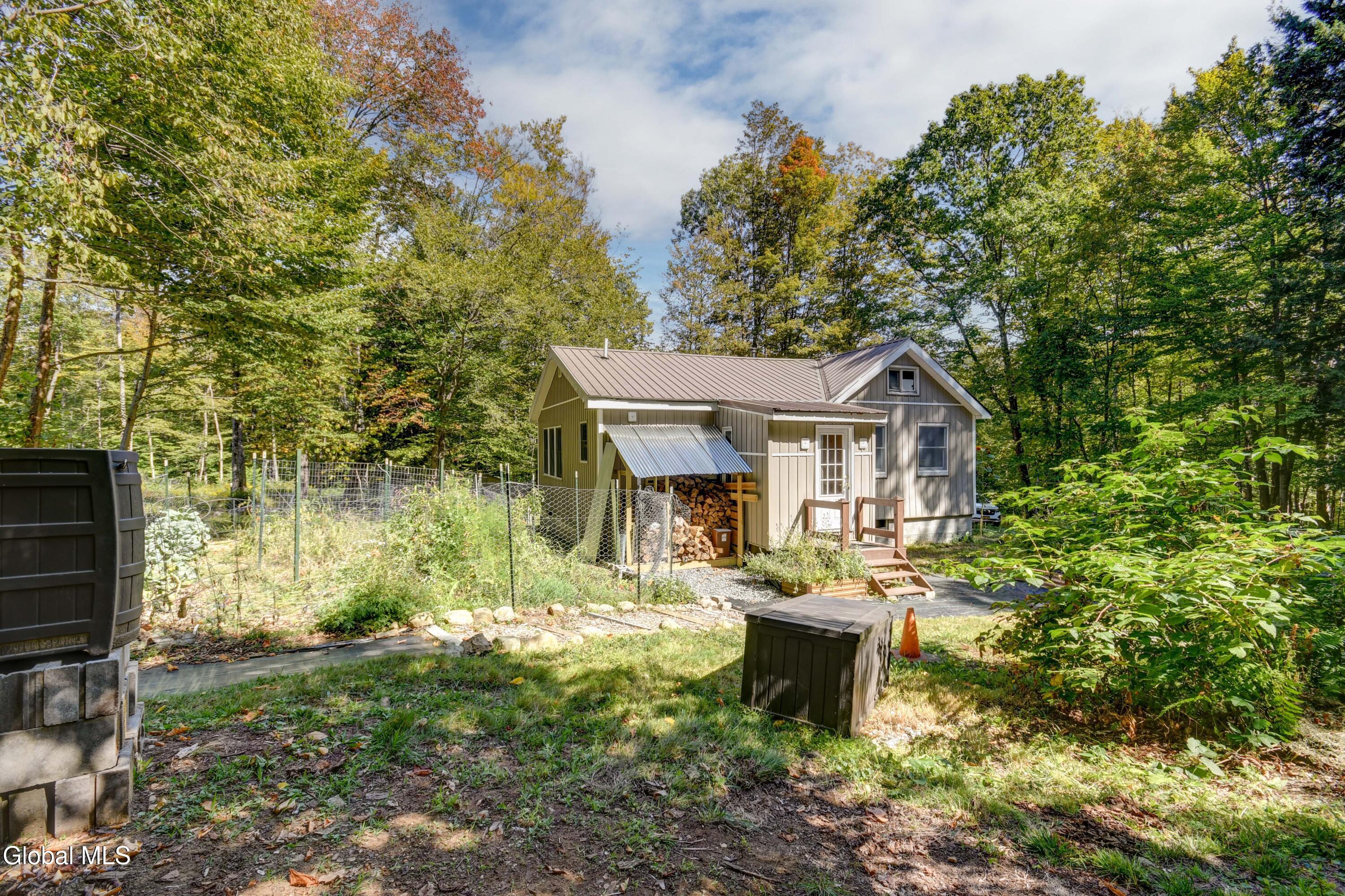 511 Dennie Road Mayfield, NY 12117 - Photo 7 of 42 511 Dennie Rd-7