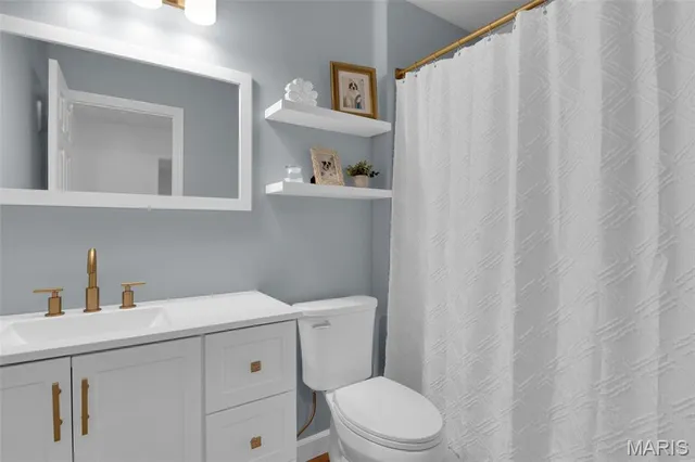 $425,000 | 520 Gentle Breeze Drive, St. Peters, MO 63376