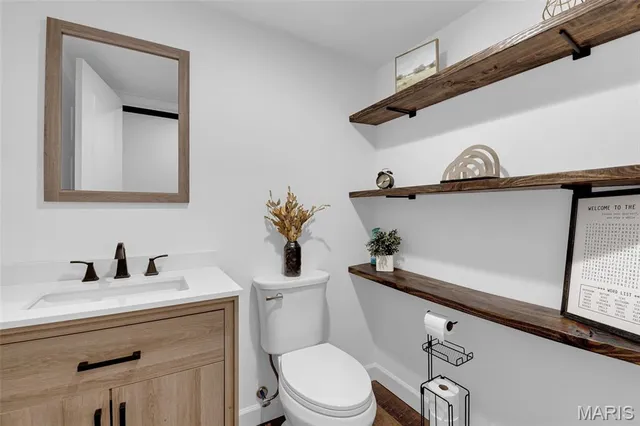 $425,000 | 520 Gentle Breeze Drive, St. Peters, MO 63376