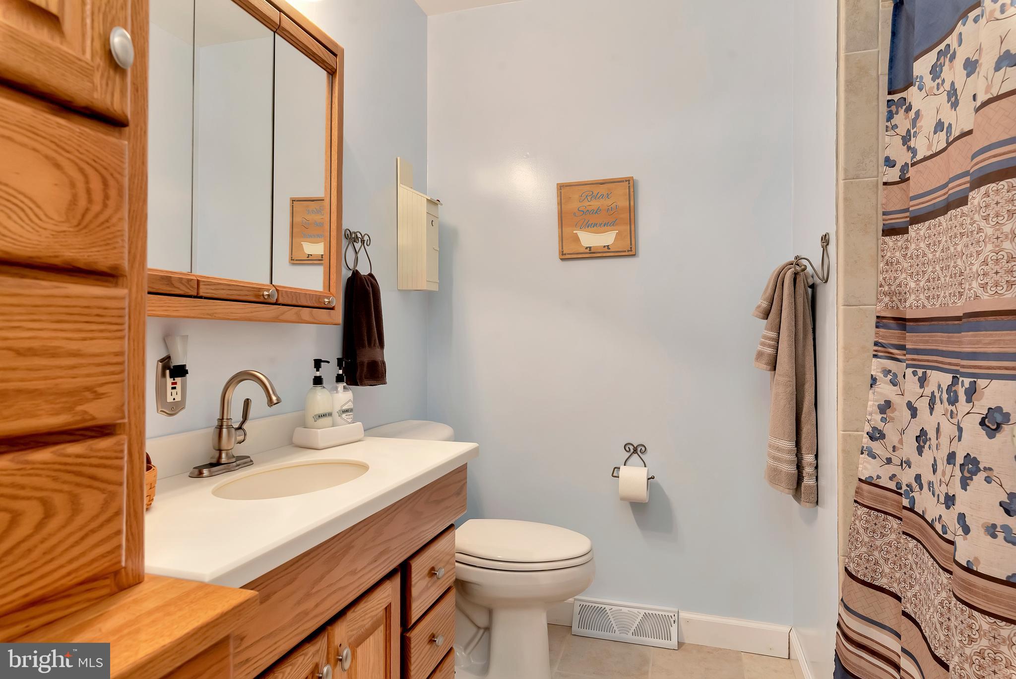 2050 Bayside Beach Road Pasadena, MD 21122 - Photo 21 of 40 Hall Bath updated