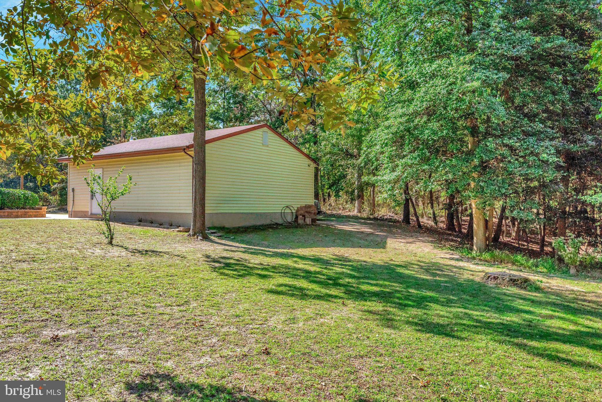 2050 Bayside Beach Road Pasadena, MD 21122 - Photo 39 of 40 Gallery Image 39
