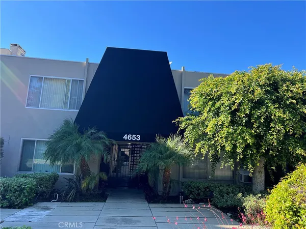 $2,750 | 4653 Fulton Avenue, Unit 10, Sherman Oaks, CA 91423