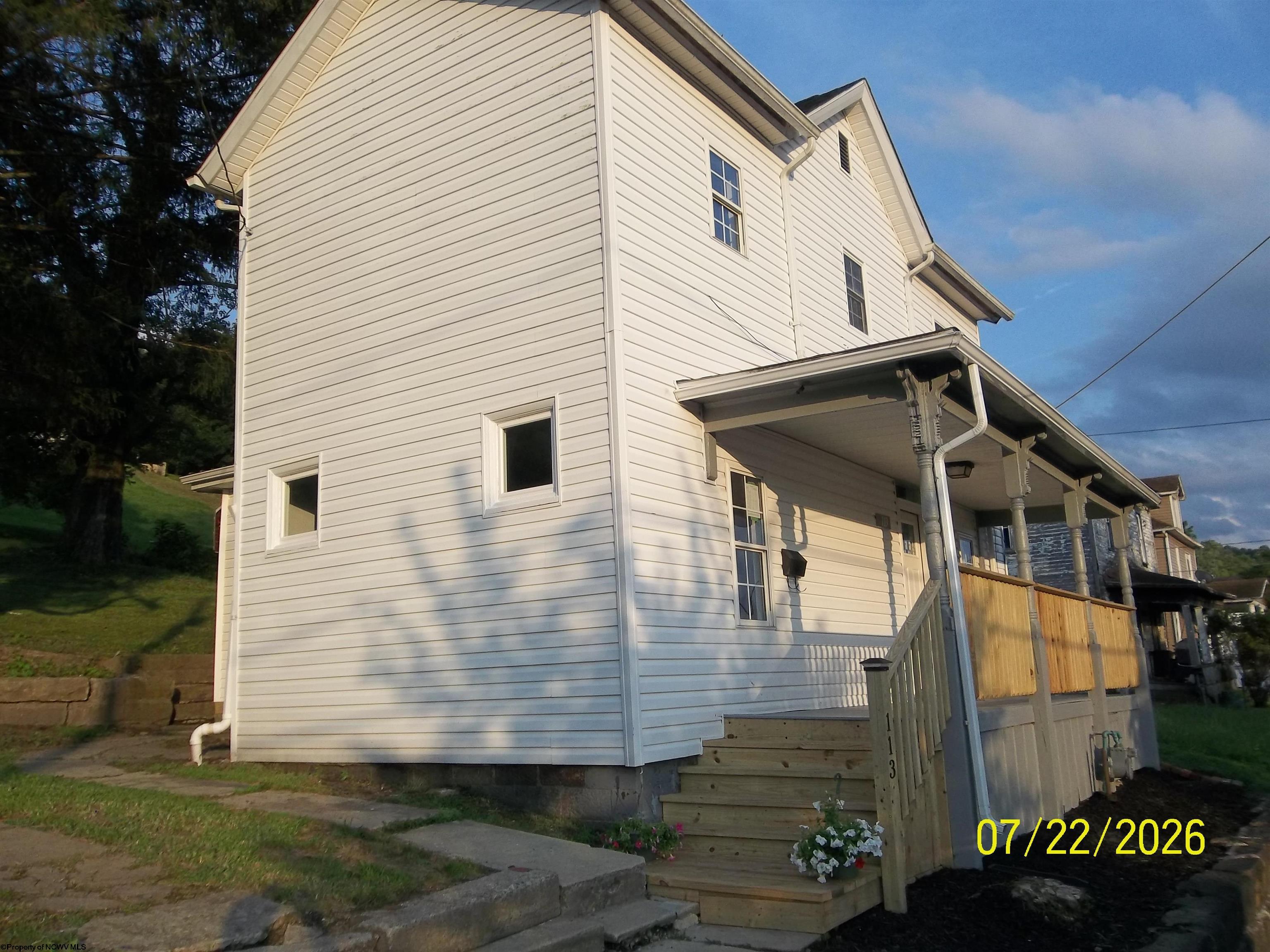 113 High Street Grafton, WV 26354 - Photo 3 of 17 Gallery Image 3