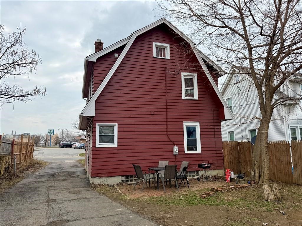 16 Devitt Road Rochester, NY 14615 - Photo 4 of 12