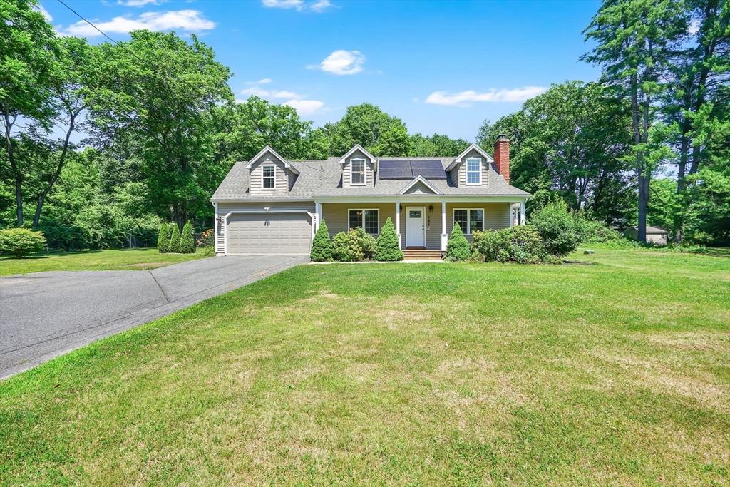 156 Hampden Road East Longmeadow, MA 01028 - Photo 2 of 37