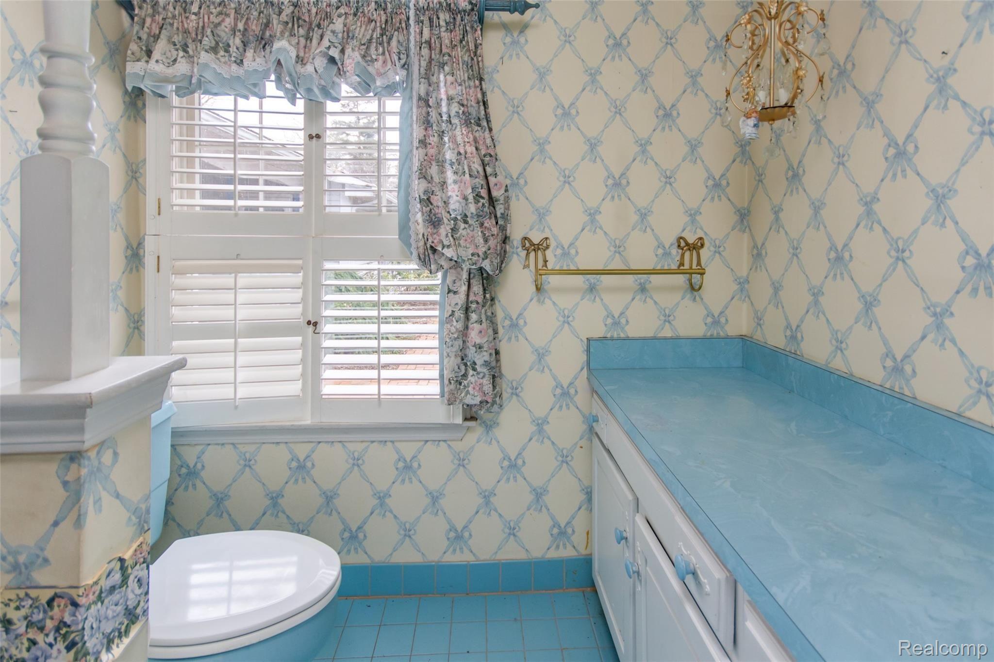 8475 Bridge Road Grosse Ile, MI 48138 - Photo 44 of 68 DSC_5136enf.jpg
