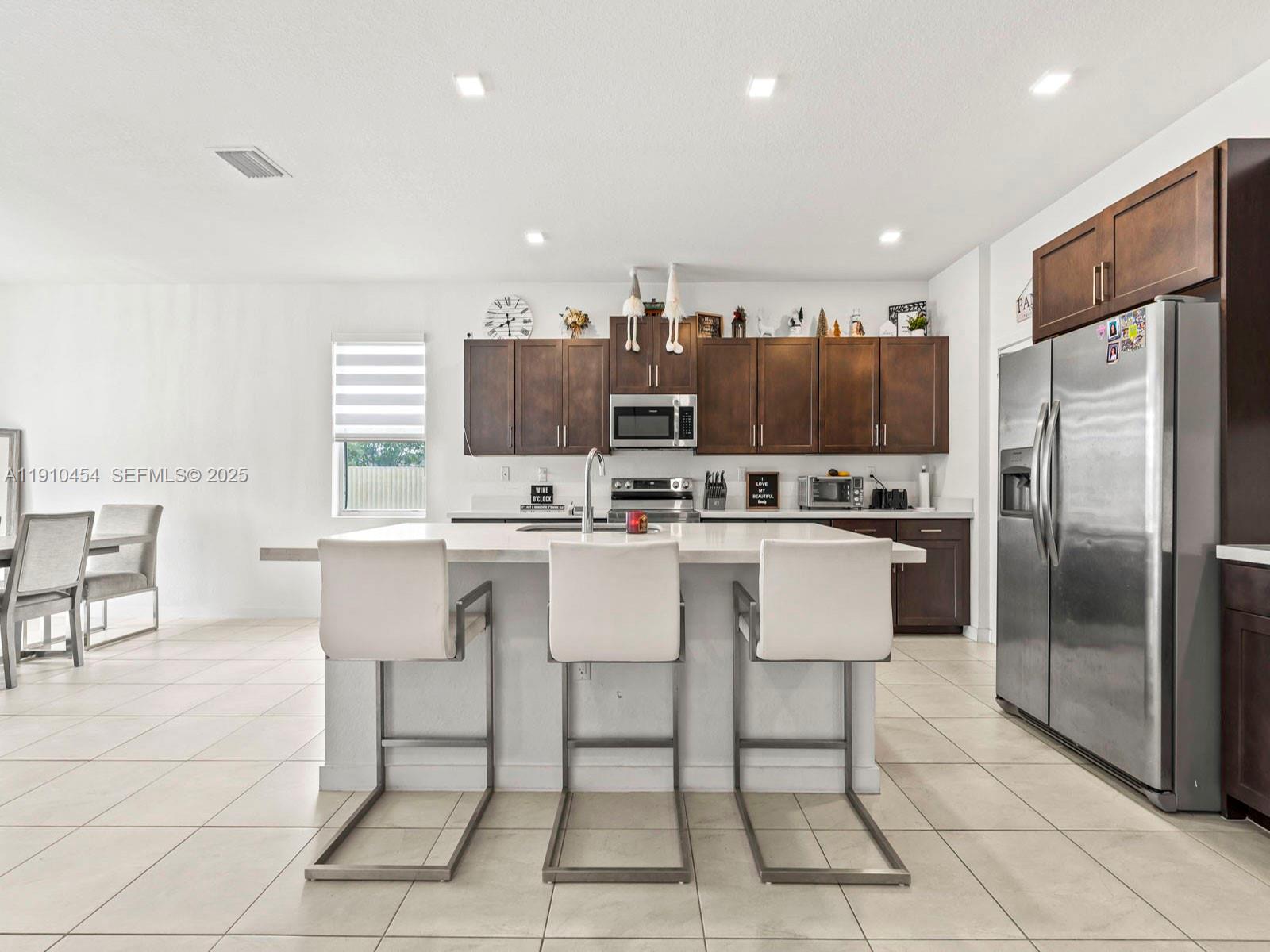 19006 Southwest 307th Street Homestead, FL 33030 - Photo 11 of 32