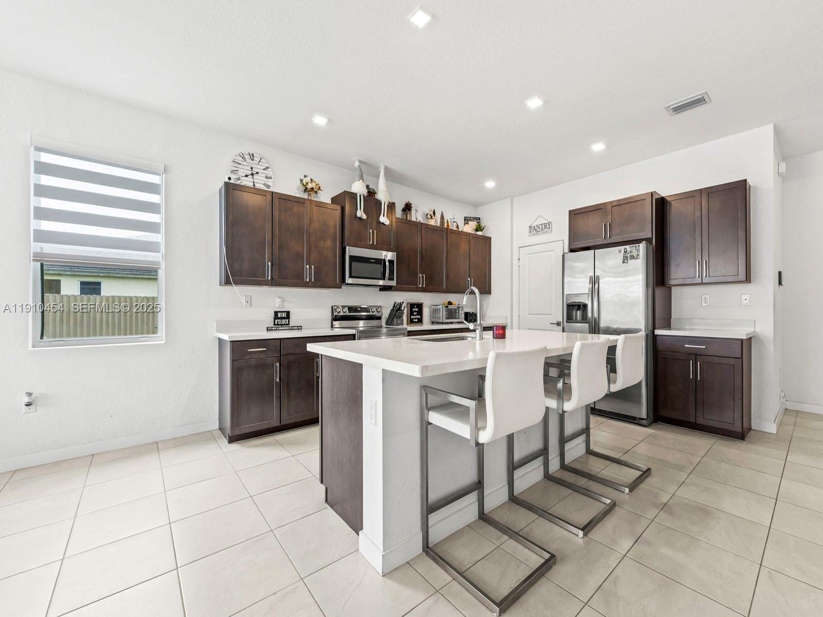 19006 Southwest 307th Street Homestead, FL 33030 - Photo 12 of 32