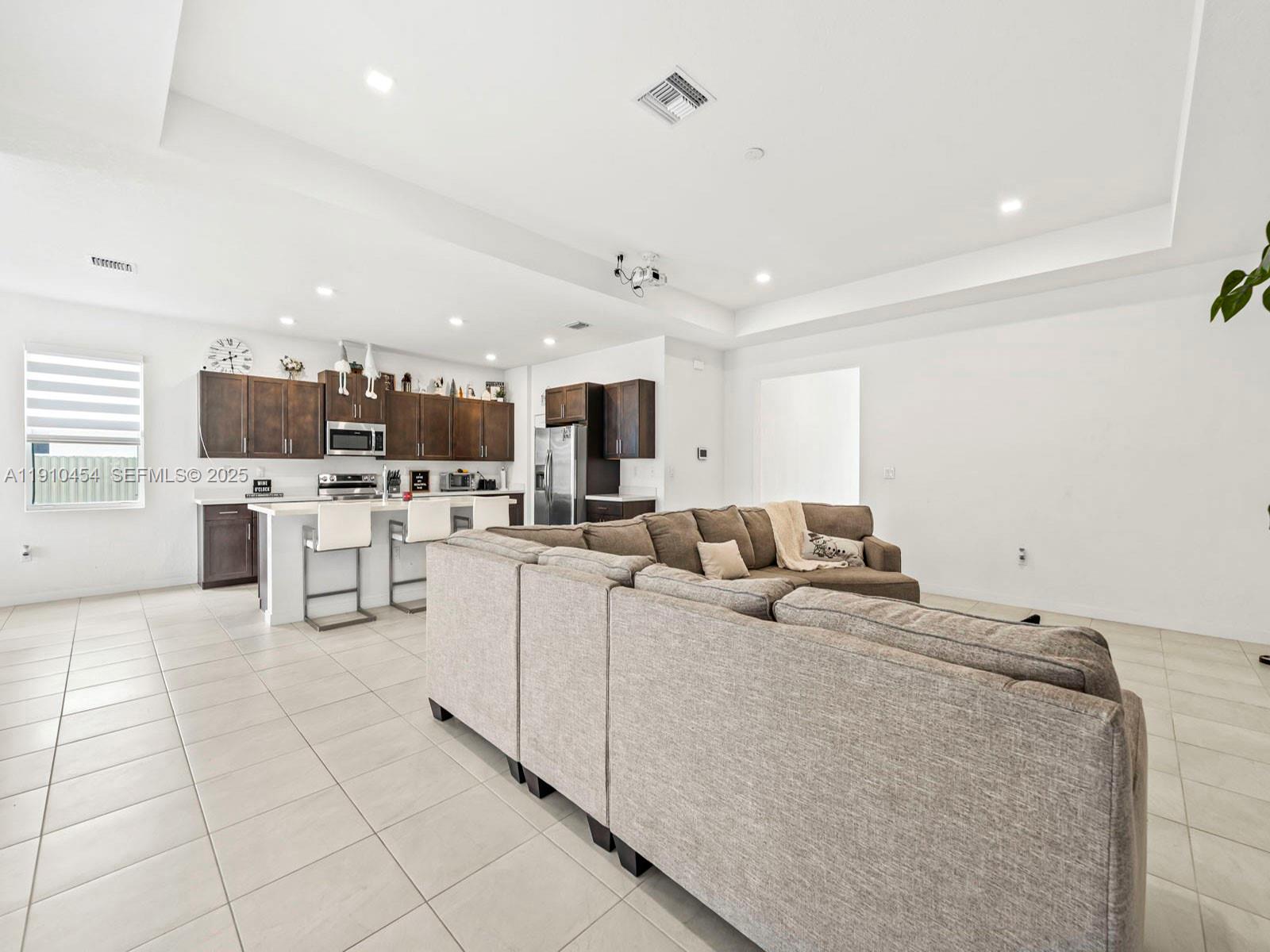 19006 Southwest 307th Street Homestead, FL 33030 - Photo 15 of 32