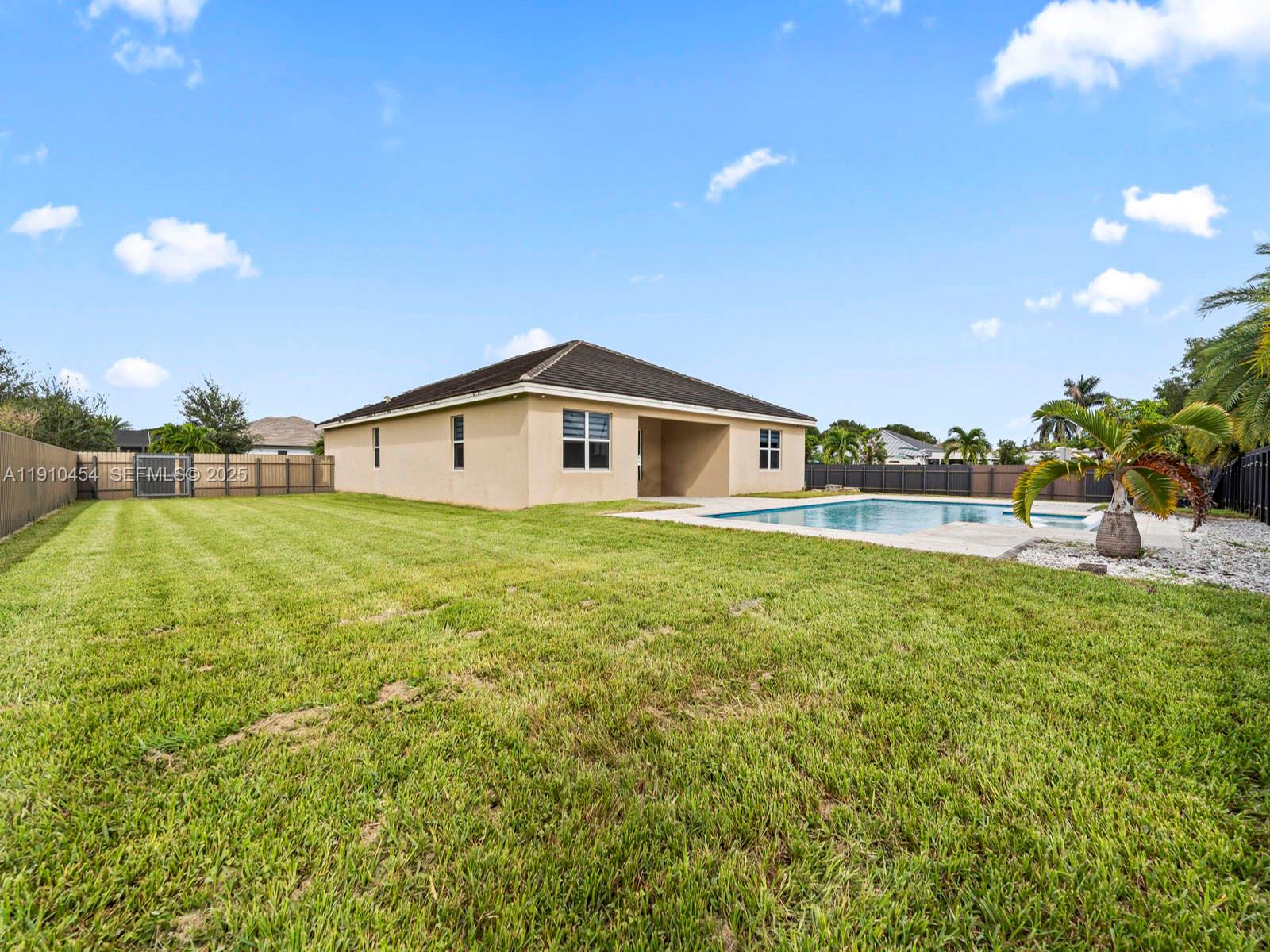 19006 Southwest 307th Street Homestead, FL 33030 - Photo 28 of 32