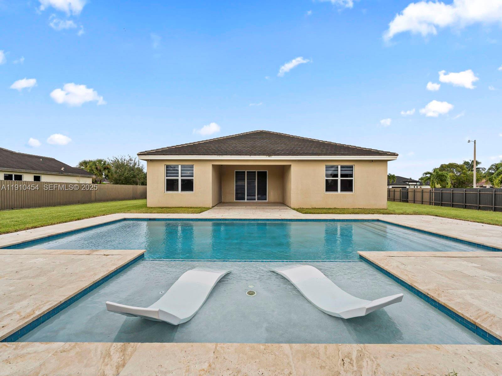 19006 Southwest 307th Street Homestead, FL 33030 - Photo 4 of 32