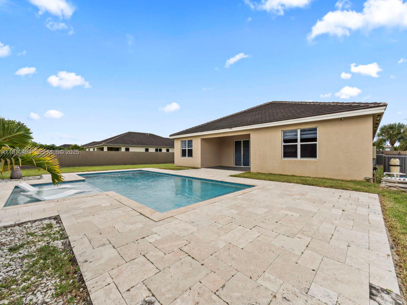 19006 Southwest 307th Street Homestead, FL 33030 - Photo 6 of 32