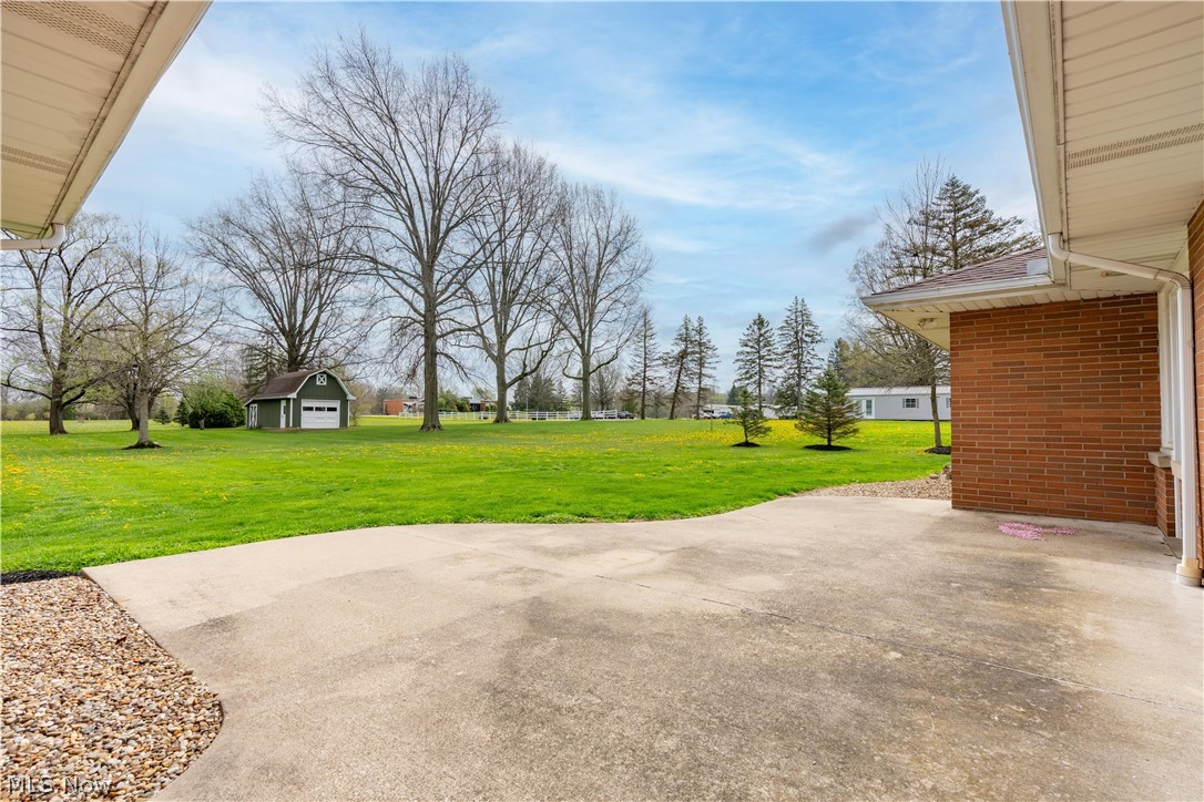 300 Homeworth Road Alliance, OH 44601 - Photo 40 of 41
