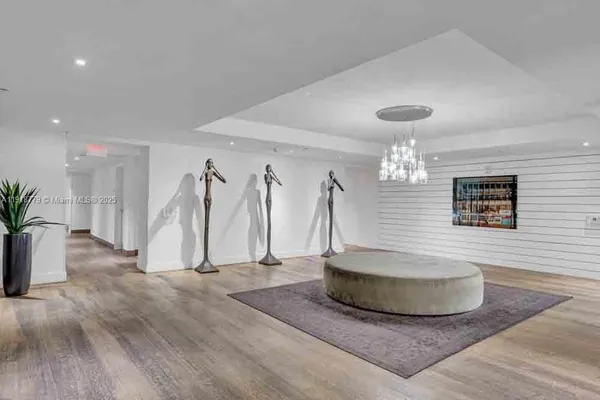 $587,700 | 201 Southwest 17th Road, Unit 302, Miami, FL 33129